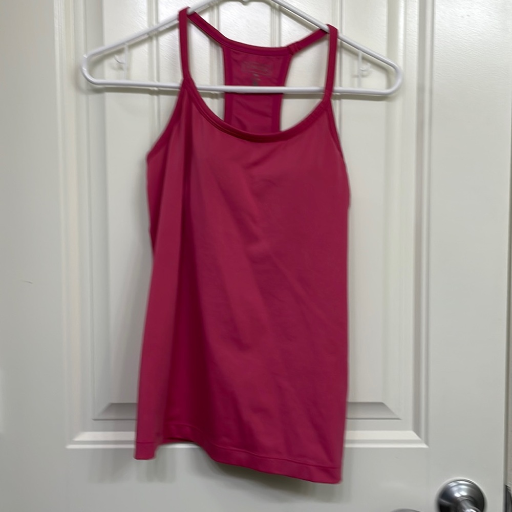 Hot pink athleta exercise top‎ size 34A
